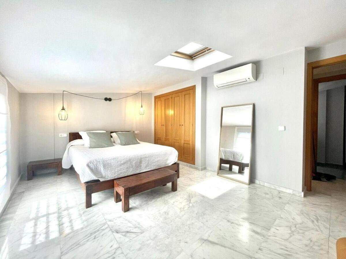 Calu Homes Duplex Cerca Playa De Huelin Malaga Luaran gambar