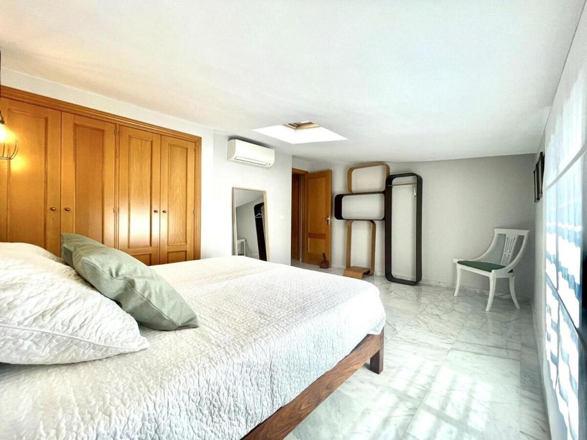 Calu Homes Duplex Cerca Playa De Huelin Malaga Luaran gambar
