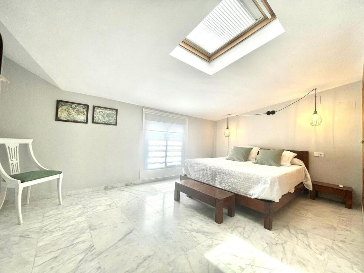 Calu Homes Duplex Cerca Playa De Huelin Malaga Luaran gambar