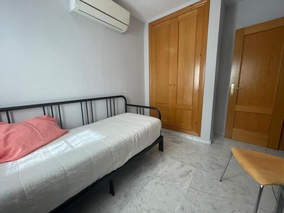 Calu Homes Duplex Cerca Playa De Huelin Malaga Luaran gambar