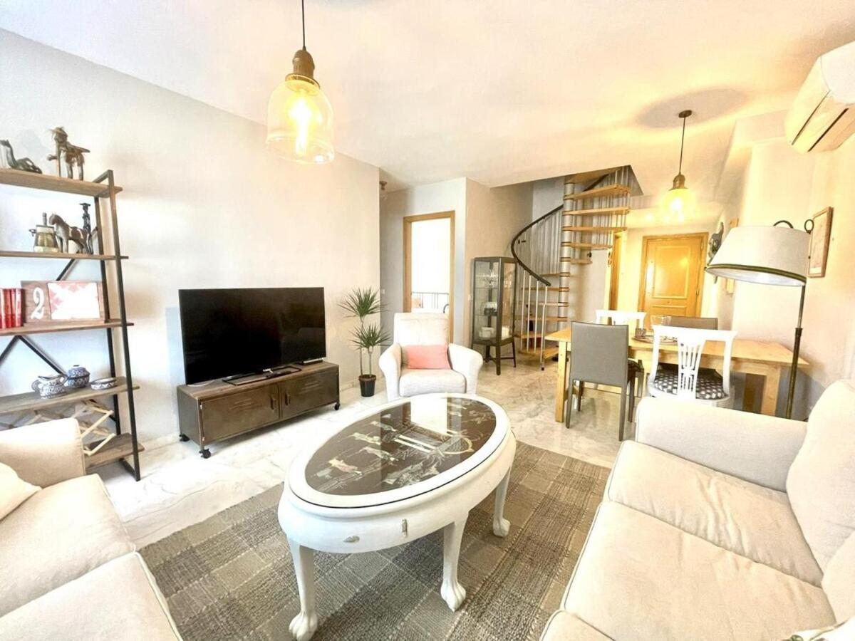 Calu Homes Duplex Cerca Playa De Huelin Malaga Luaran gambar